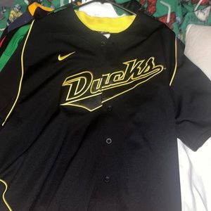 Black Nike Dri-fit Oregon Ducks baseball jersey size large